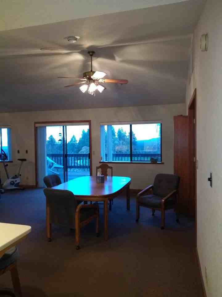 2876 Crystal Springs Rd - Photo 3 of 12