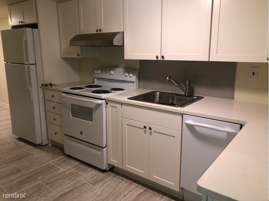 2624 Woodley Rd NW #B - Photo 2 of 8