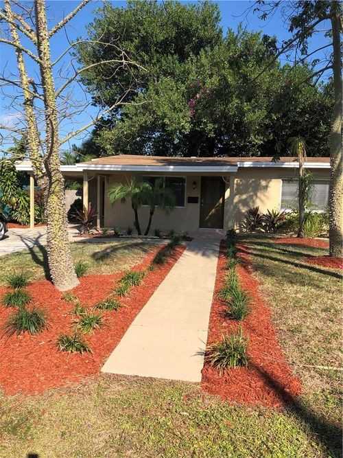 1413 NE 14th Ct - Photo 2 of 8