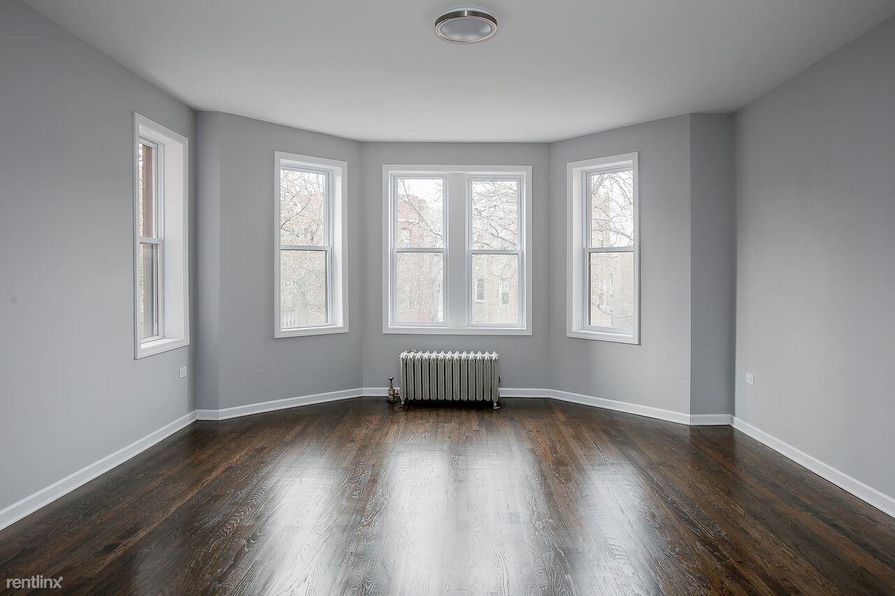 120 S Austin Blvd - Photo 3 of 4