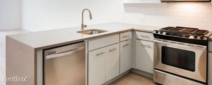 Outstanding 1 Bedroom Apt. in Luxury Building - W/D In-Unit - Rooftop Lounge - Port Chester - Photo 3 of 16