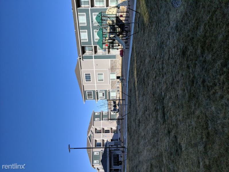 11371 Arbor St - Photo 3 of 3