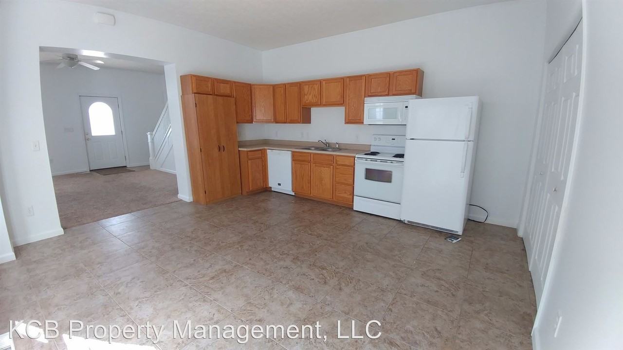 155 S 3rd St - Photo 2 of 14