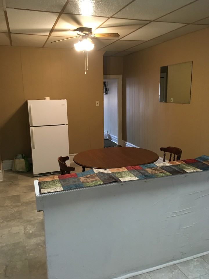 127 Royal Terrace - Photo 2 of 7