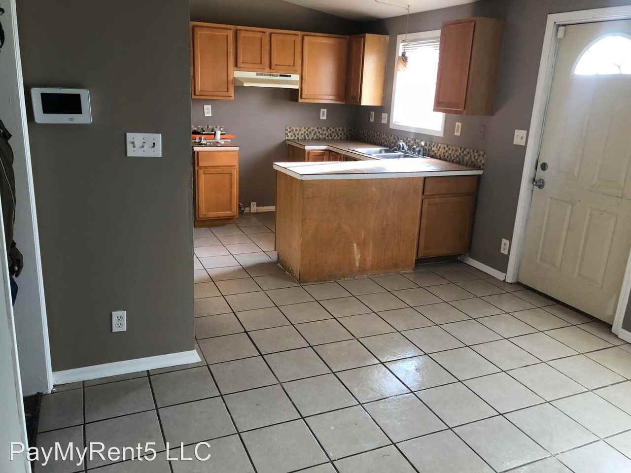 10419 W Jonen St - Photo 2 of 7