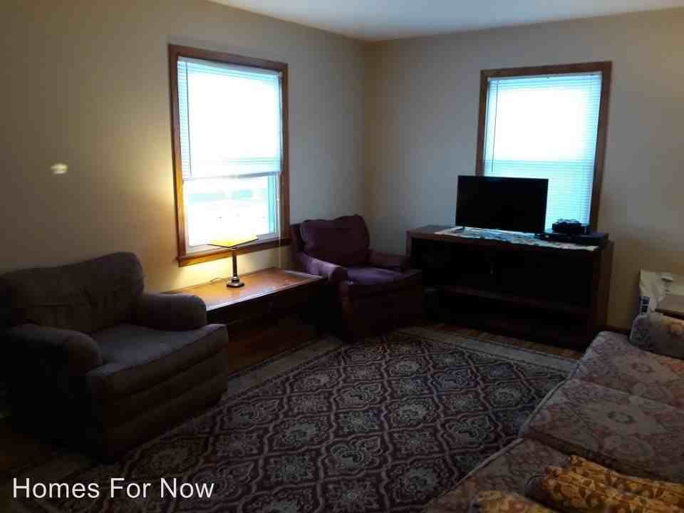 3124 Maryland Ave S - Photo 2 of 11