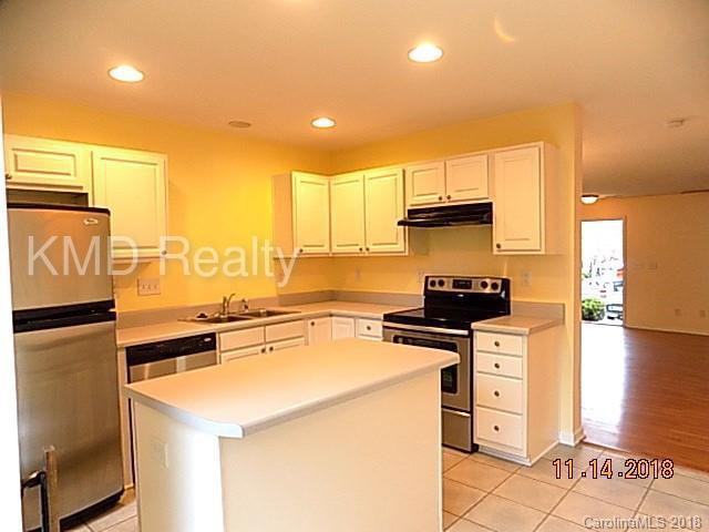 11519 Retriever Way - Photo 2 of 13