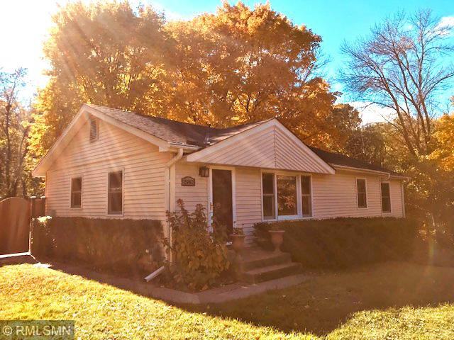 15803 Sunset Rd - Photo 2 of 18