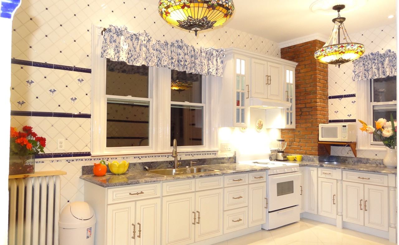 21-65 41st St - Photo 3 of 18