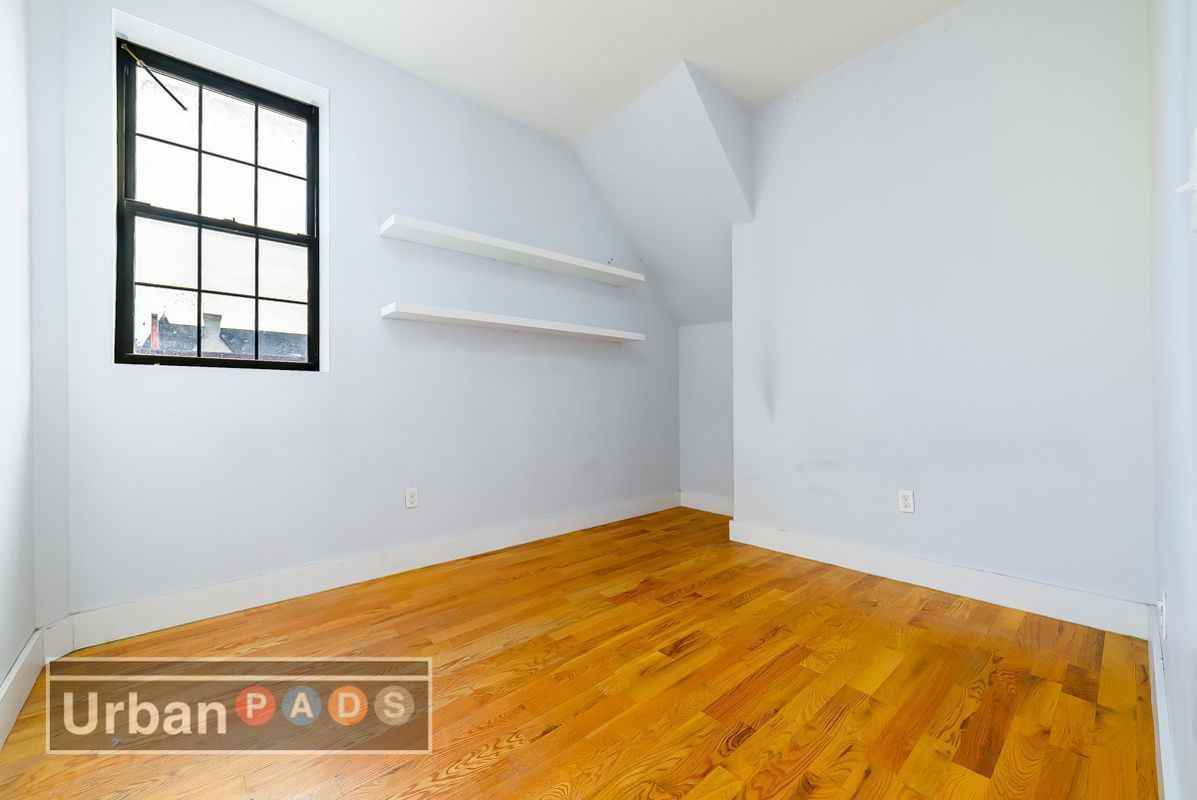 1375 Bedford Avenue ##6H - Photo 3 of 8