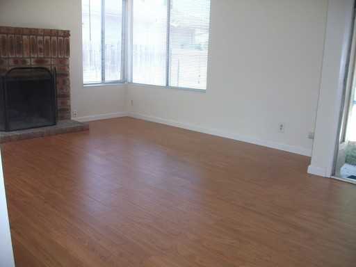 1562 Staghorn Ln - Photo 3 of 19