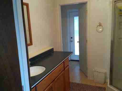 1650 Redwood St - Photo 3 of 5