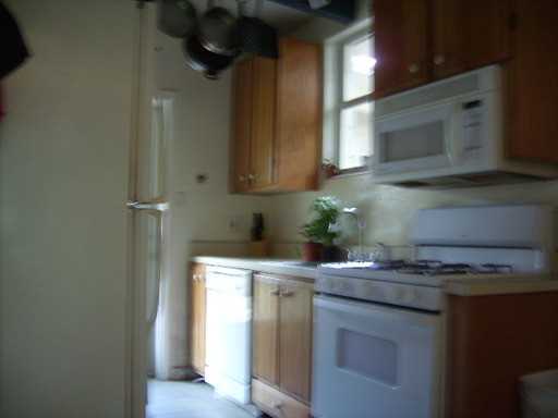 421 NW 32nd St - Photo 3 of 15