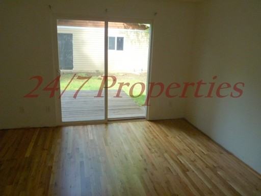 16443 SW Inverurie Rd - Photo 3 of 5