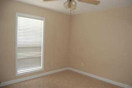 660 Hubbard Rd - Photo 2 of 10