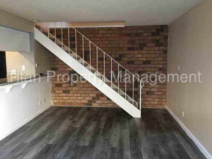 6436 Bremen Dr #3 - Photo 3 of 11
