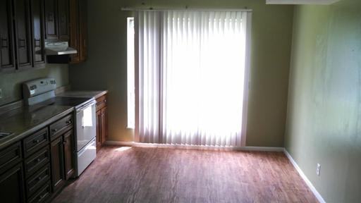 307 S Plover Dr - Photo 3 of 10