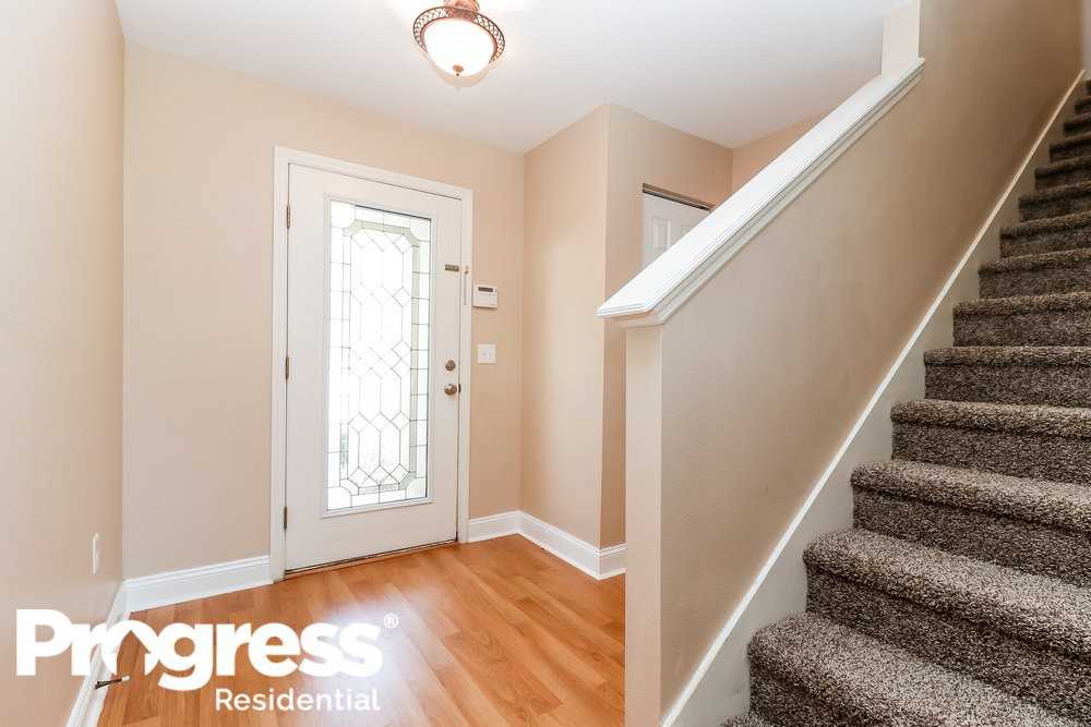 9543 Simeon Dr - Photo 2 of 20