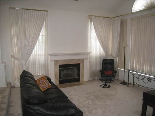 686 Briar Ranch Ln - Photo 2 of 8