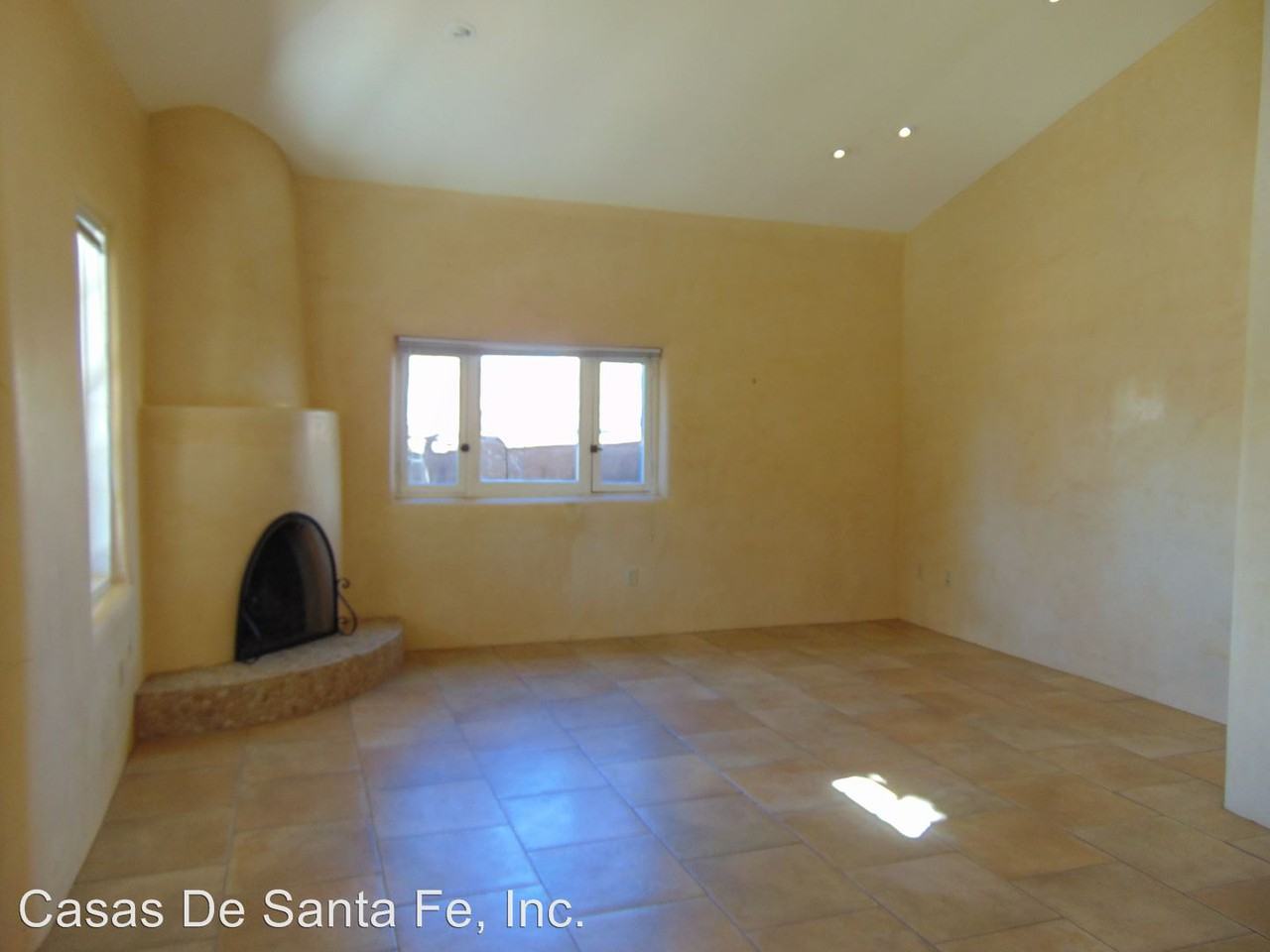 717 W Manhattan Ave - Photo 3 of 25