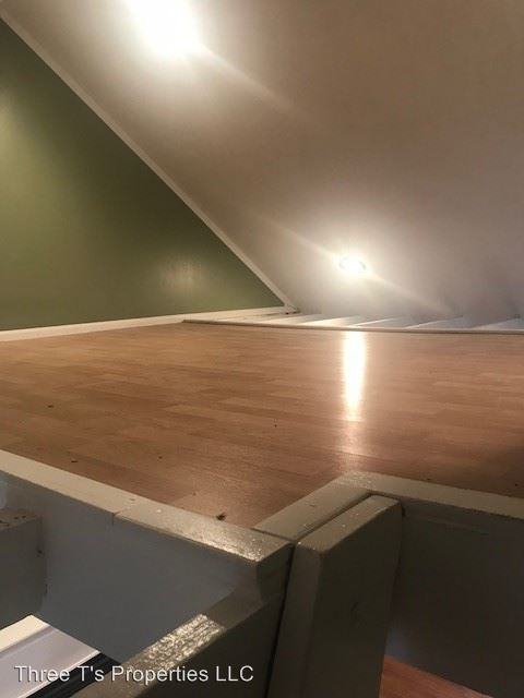 311 Crossman St - Photo 3 of 4