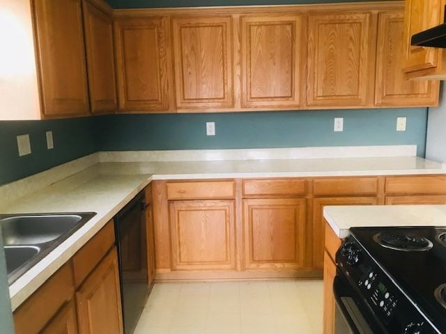 1016 Doreen St - Photo 2 of 10