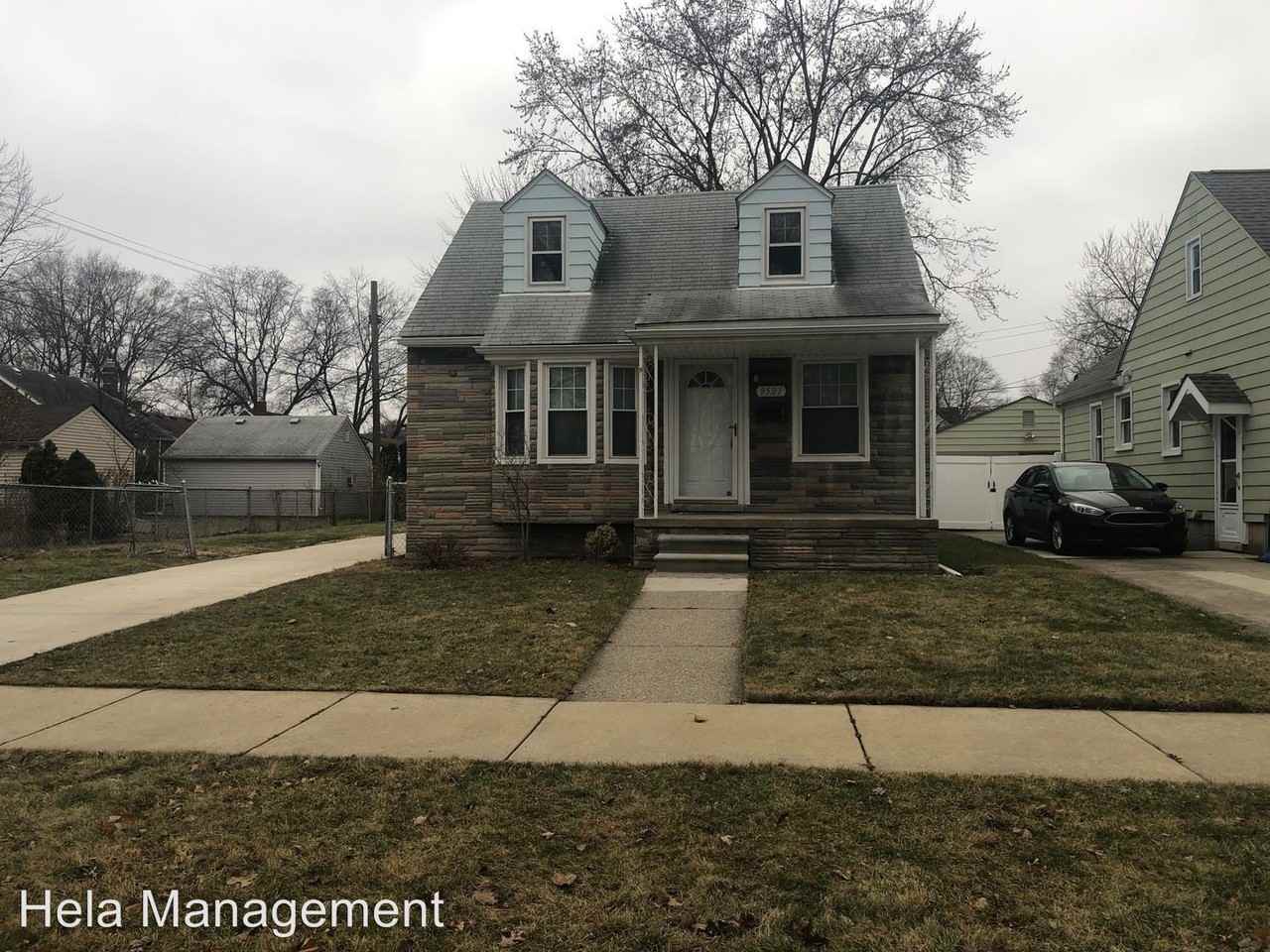 9527 Tecumseh - Photo 2 of 14