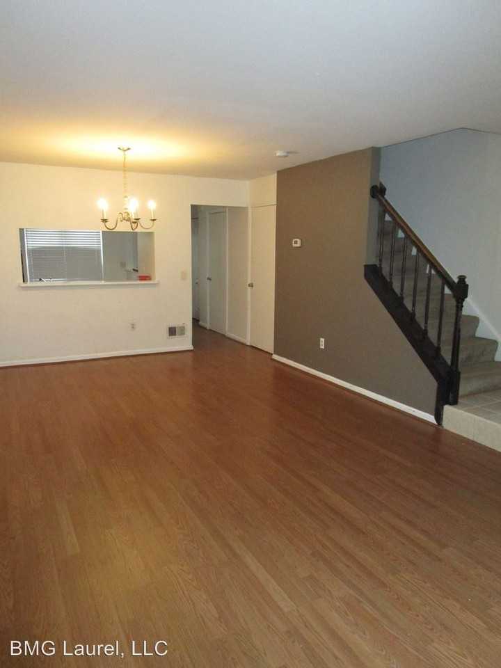 9653 Hingston Downs - Photo 3 of 7