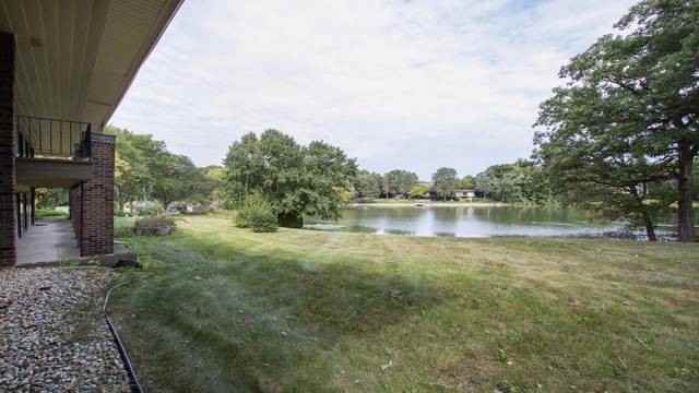 8501 W 128th St - Photo 2 of 22