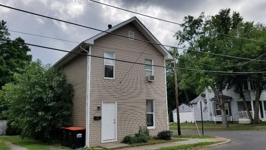 99 Moull Street, Newark, OH 43055 2 Bedroom Apartment for 695/month