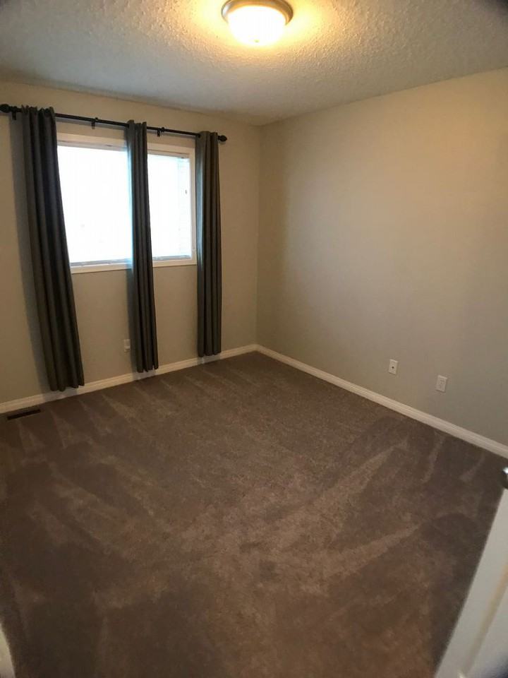 176 Bear Paw Dr - Photo 2 of 4