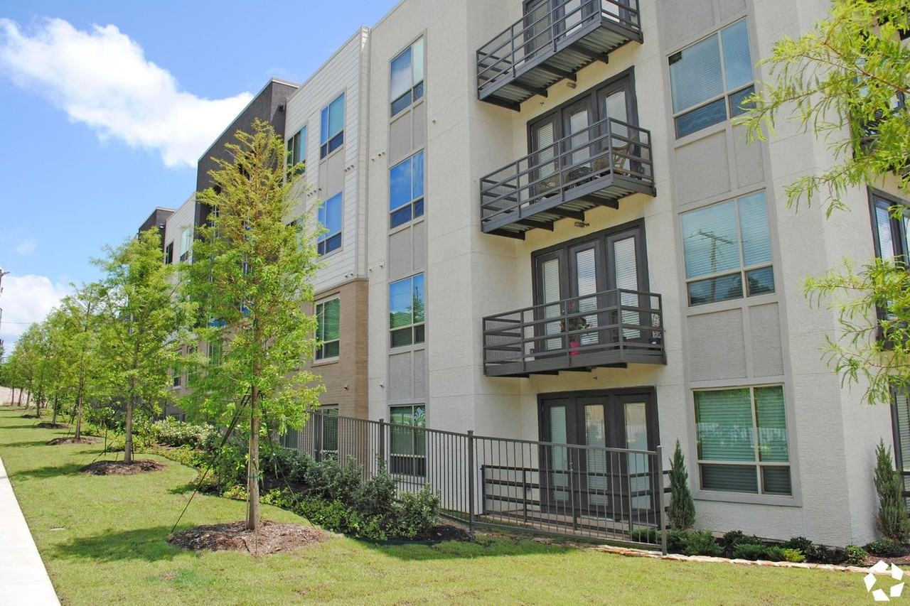 Park Avenue Lofts - Photo 3 of 16