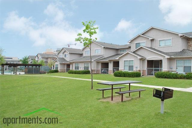 Rosemont At Hickory Trace - Photo 2 of 19