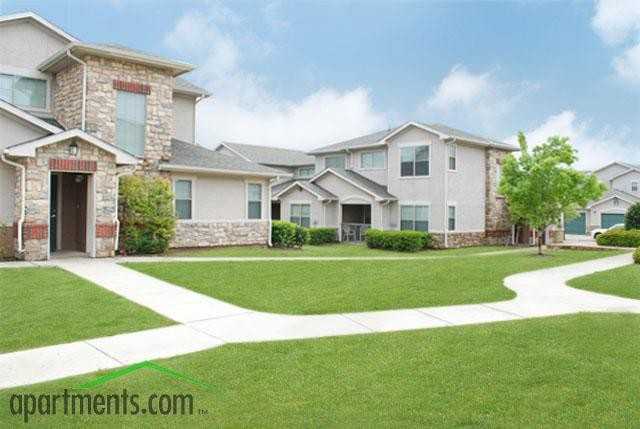 Rosemont At Hickory Trace - Photo 3 of 19