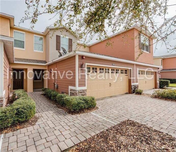 1327 Priory Cir - Photo 2 of 21