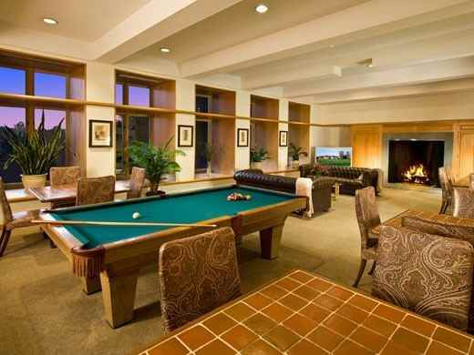 Paladin Club - Photo 3 of 10