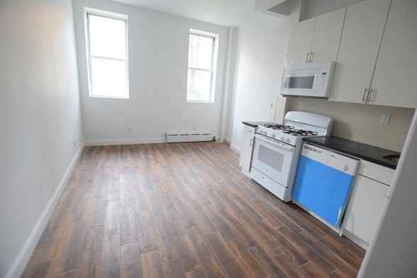 131 Wyckoff Avenue #uo