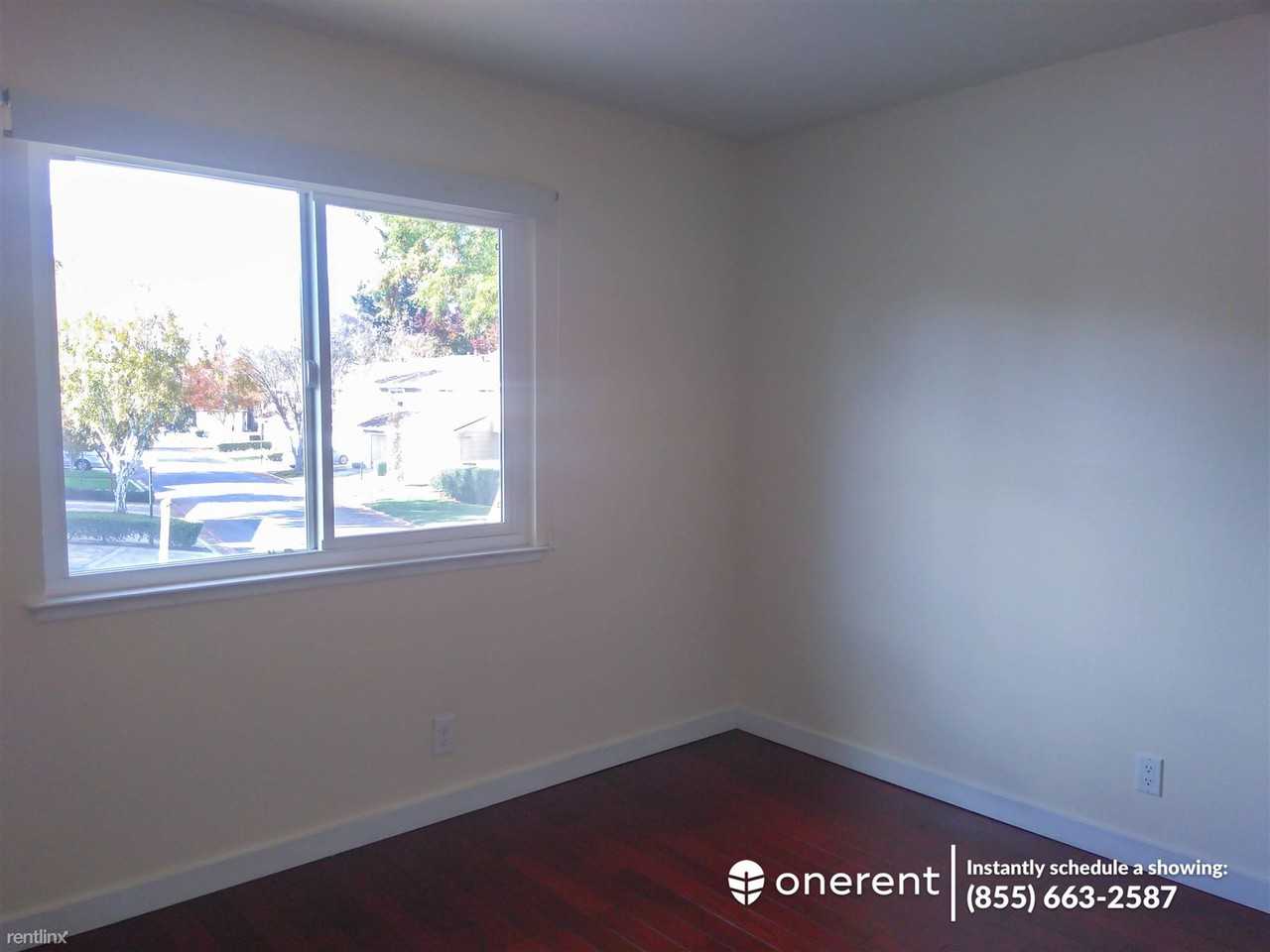 540 Greenmeadow Way - Photo 3 of 12