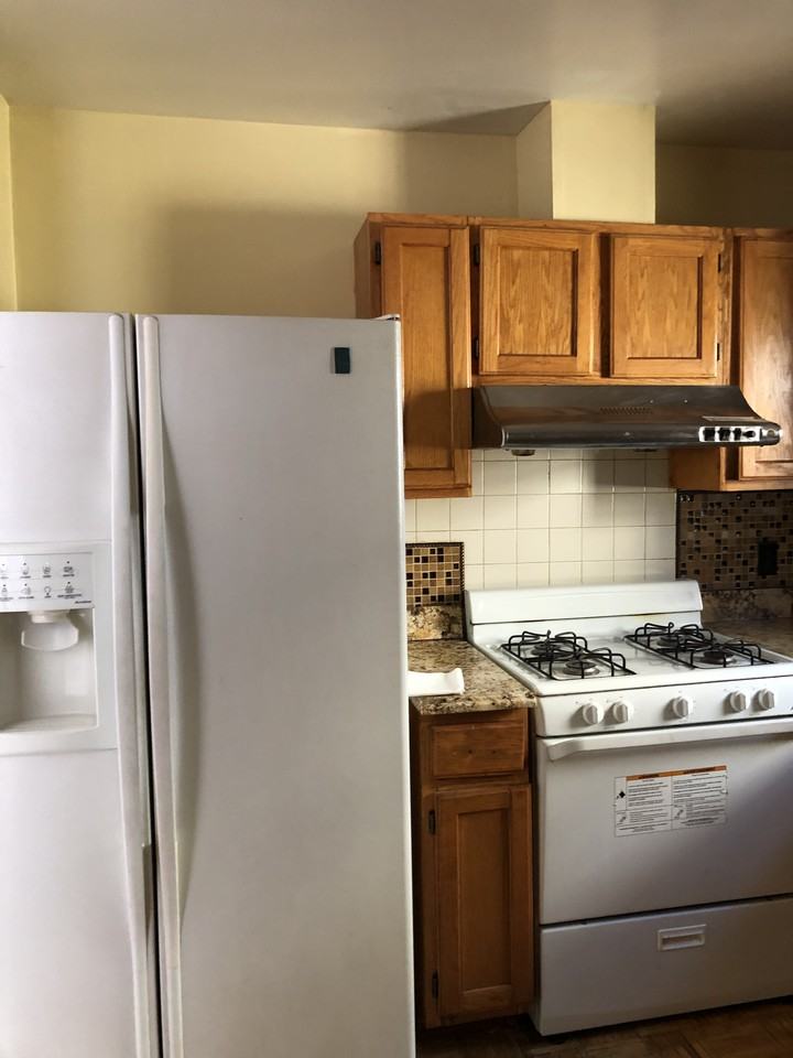 2237 Newbold Ave - Photo 2 of 16