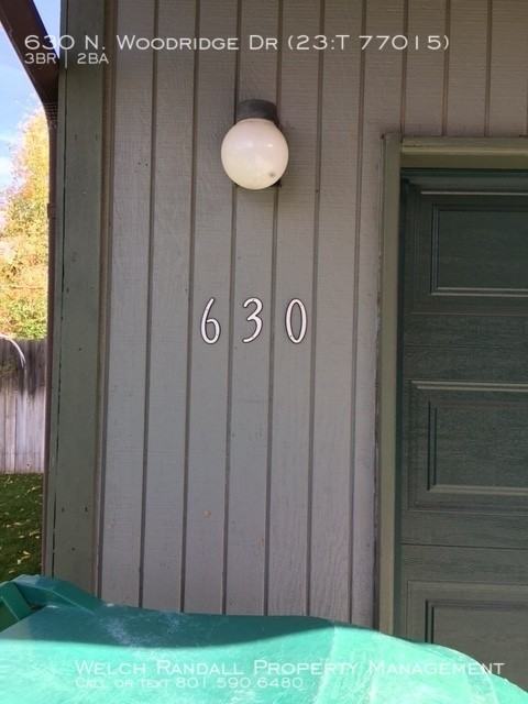 630 Woodridge Dr - Photo 2 of 5