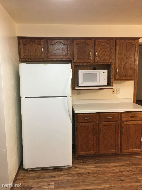 2043 Schanock Dr - Photo 3 of 16