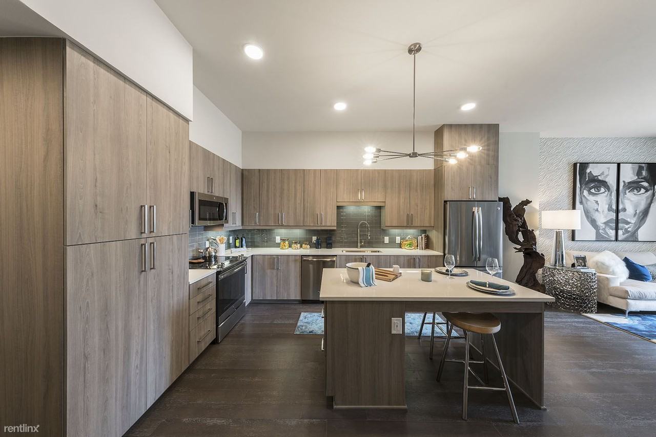 6202 Skyline Dr - Photo 2 of 5