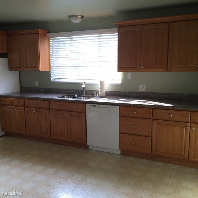 5802 Madison Ave - Photo 3 of 15