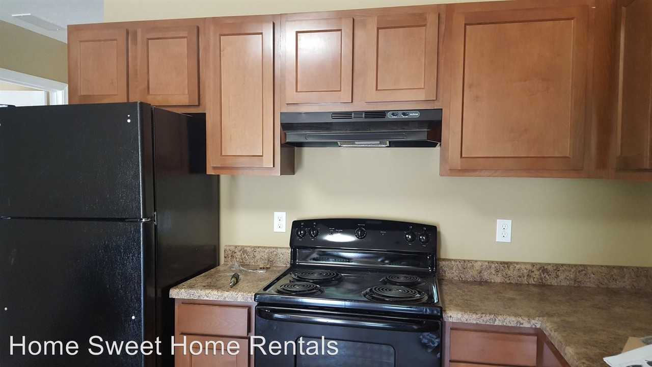 Carden Rd. - Photo 2 of 7