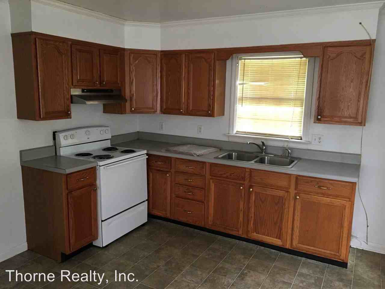 117 Walter Dr - Photo 2 of 5