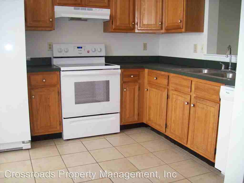 173 Federal Way - Photo 2 of 7