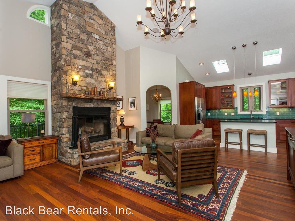 10 Holly Berry Ln - Photo 3 of 18