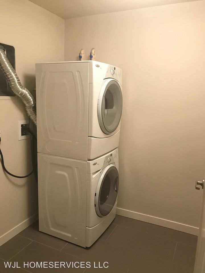 10000 Main St #307 - Photo 3 of 15