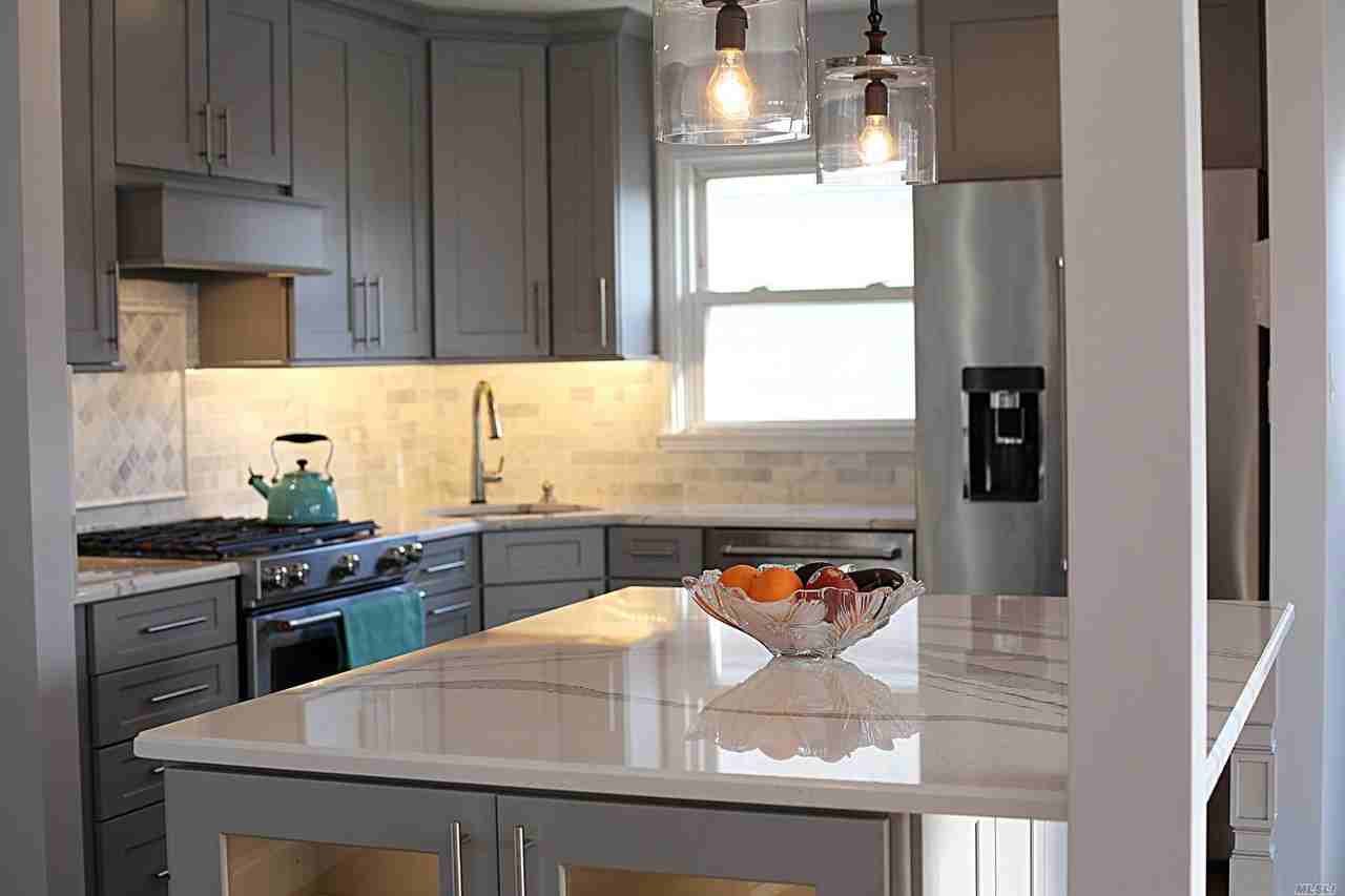 7 Gibson Blvd - Photo 3 of 6
