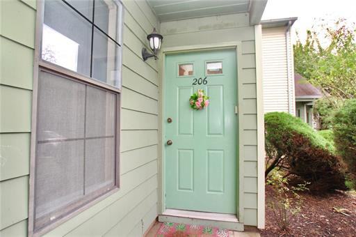 206 Woodbridge Commons Way - Photo 3 of 20